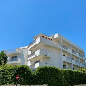 Carlton - Renovee Avec Piscine Lägenhetshotell Beaulieu-sur-Mer