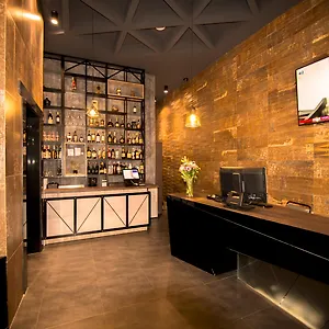 Vh Premier As & Meeting Center Hotell Tirana