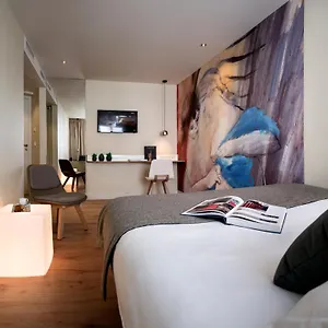 Hotel Max, Parijs