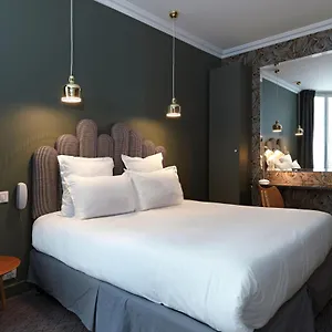 Hotel Paradis, Paryż