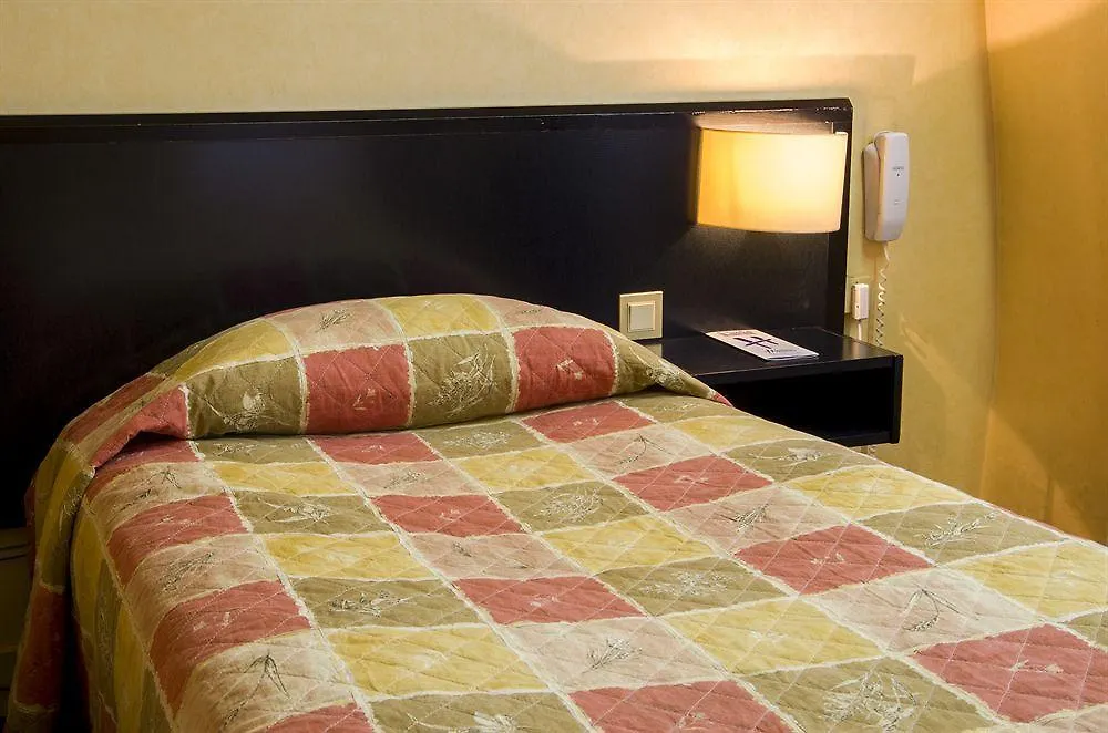 Hotel Paris Vaugirard