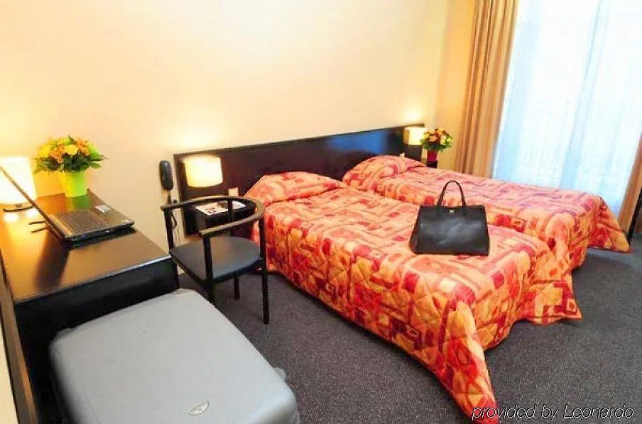 Hotel Paris Vaugirard
