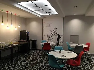 Hotel Paris Vaugirard
